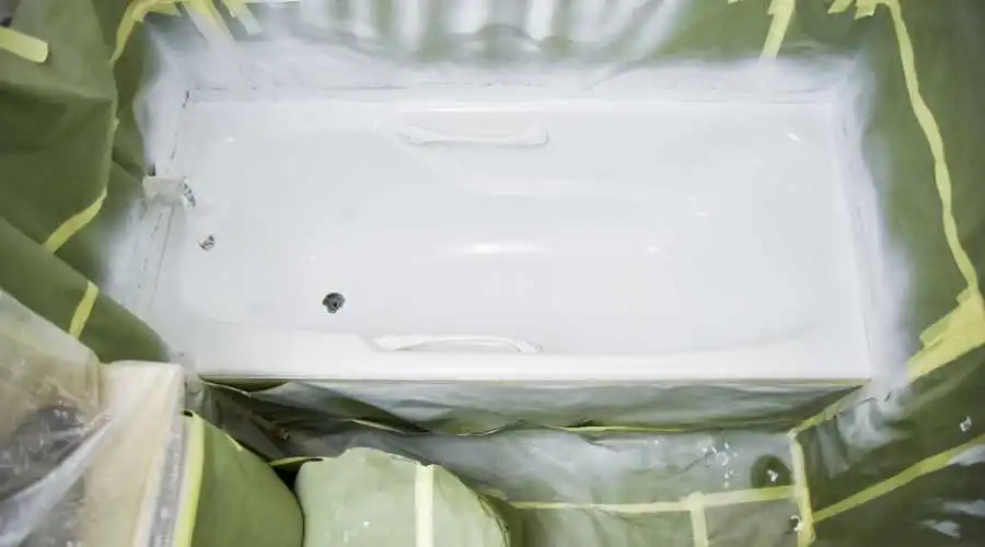 How Long Will Bathtub Reglazing Last & Does It Work?