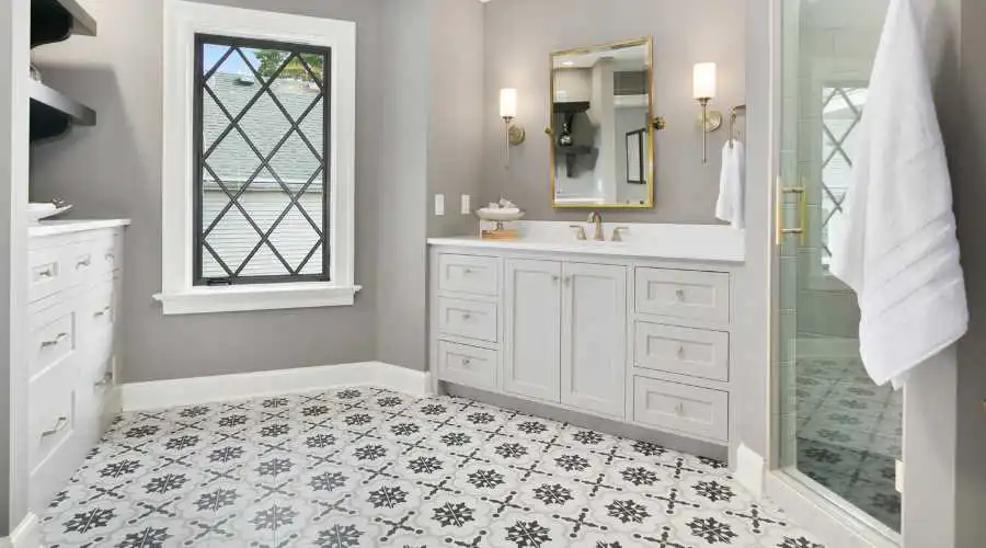 01.1 - hire professionls for tile reglazing